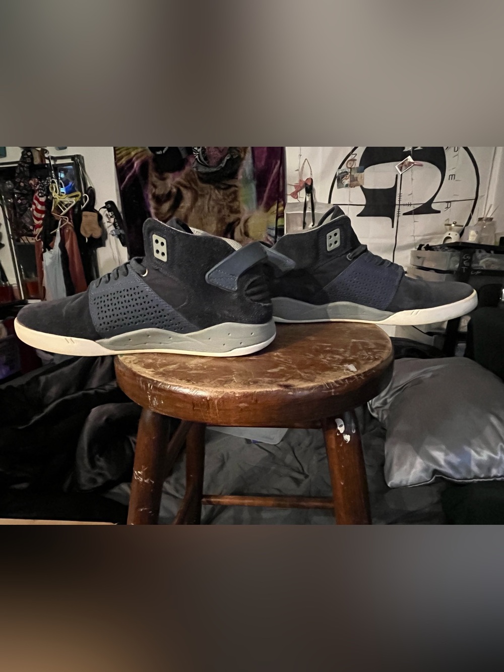 Supra - Picture 4 of 7